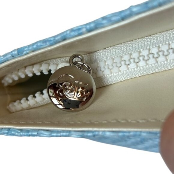 crabtree & Evelyn powder blue woven zipper pouch makeup case bag NEW - Picture 6 of 6